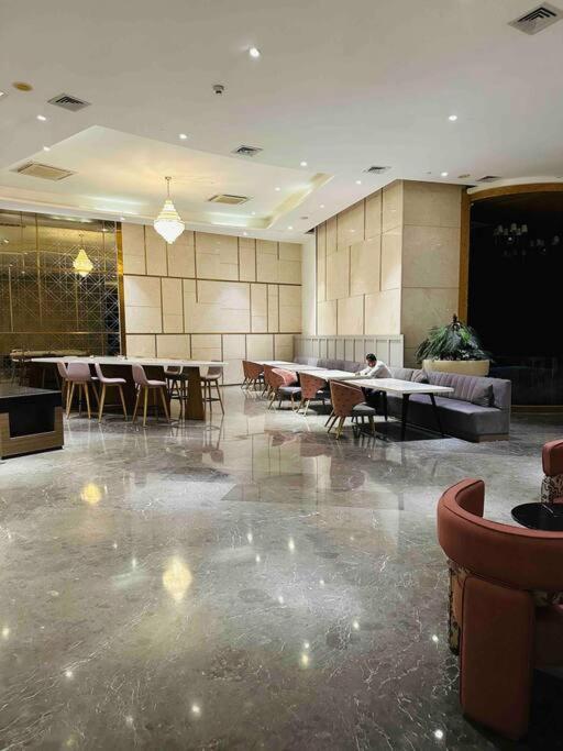Cloud Stay@41St Floor Noida Exterior photo