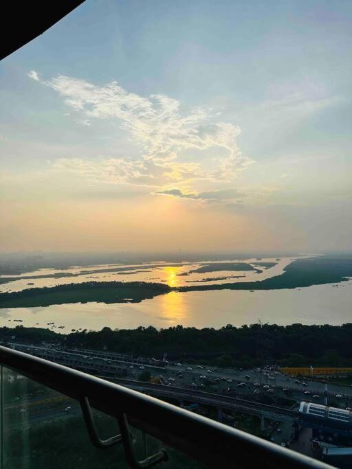 Cloud Stay@41St Floor Noida Exterior photo